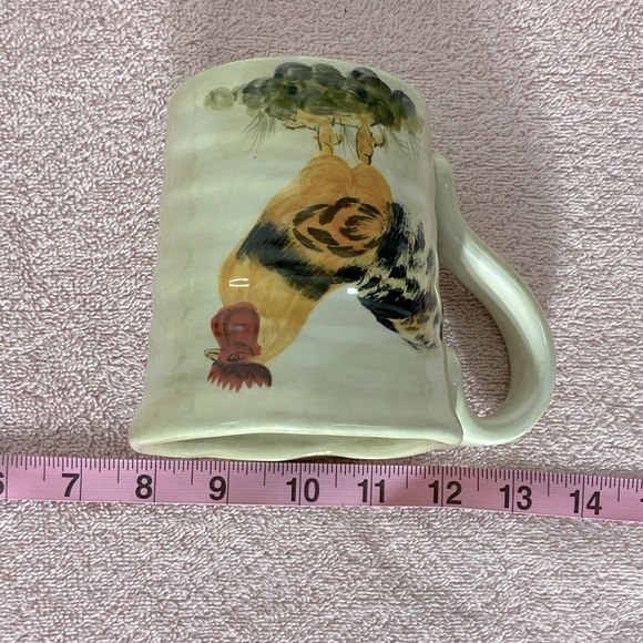 Calderone Hand Painted Collection Chicken Mug - Picture 10 of 10